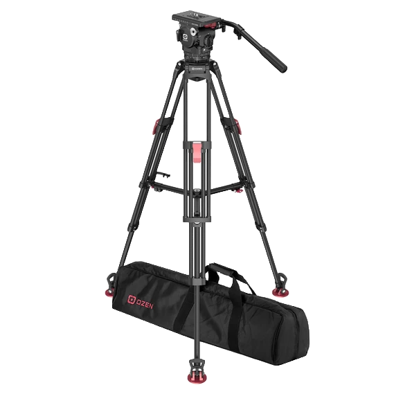Trípodes y pedestales de alta calidad de la marca Ozen, diseñados para proporcionar estabilidad y precisión en la grabación de vídeo y fotografía profesional. Ideales para equipos de transmisión y producciones audiovisuales.